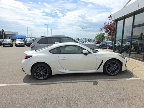 Used 2023 Subaru BRZ Limited RWD image 5