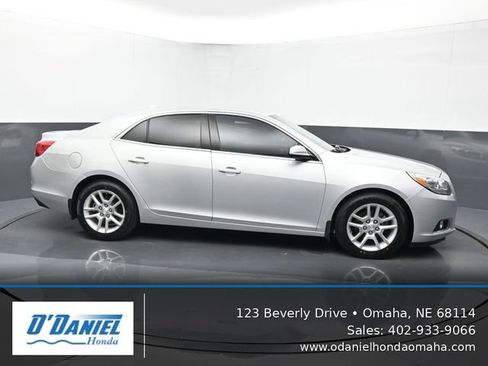 Used 2013 Chevrolet Malibu Eco w/ Navigation Package FWD image 7