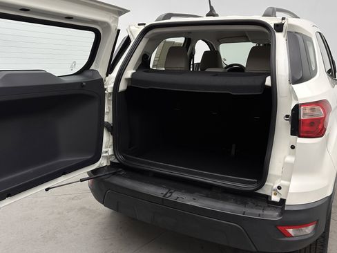 Used 2020 Ford EcoSport S image 28