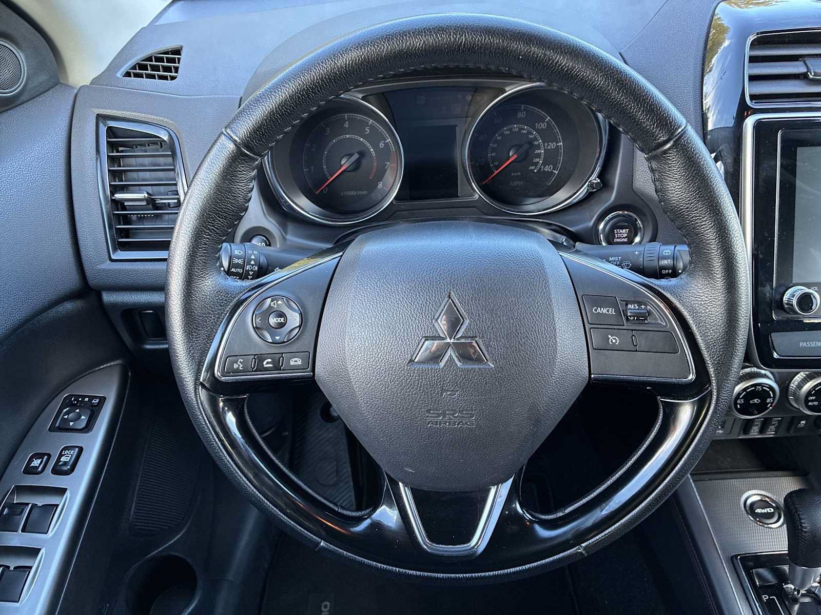 Used 2024 Mitsubishi Outlander Sport SE AWD/4WD image 11