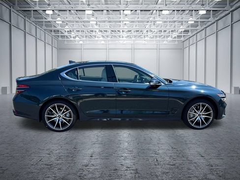 Used 2025 Genesis G70 2.5T AWD/4WD image 10