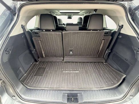 Used 2020 Toyota Highlander Platinum AWD/4WD image 5