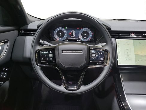 New 2025 Land Rover Range Rover Velar Dynamic SE image 25