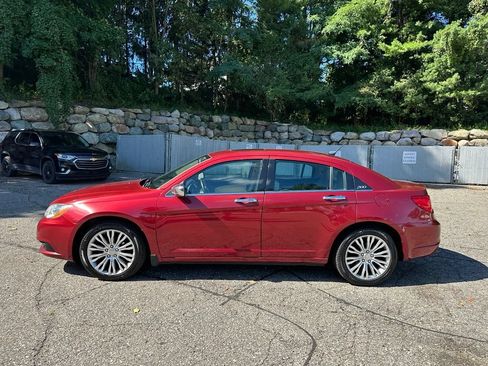 Used 2013 Chrysler 200 Limited w/ Sun/Sound Group FWD image 2
