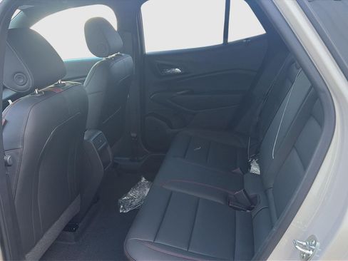 New 2026 Chevrolet Trax RS w/ Sunroof Package FWD image 25