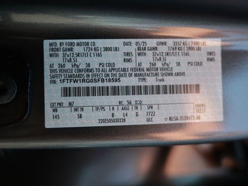 Used 2025 Ford F150 Raptor image 40