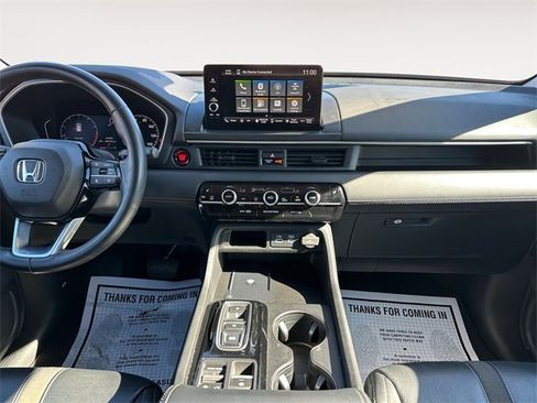 Used 2023 Honda Pilot EX-L image 11