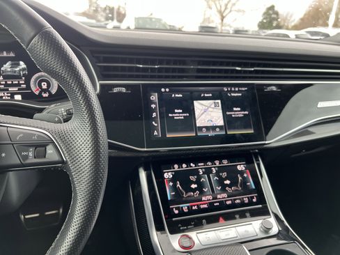 Used 2023 Audi SQ7 Prestige image 32