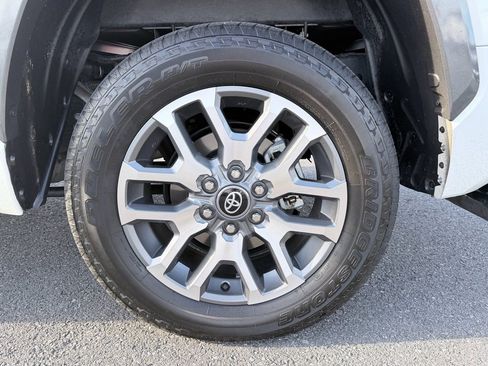 Used 2025 Toyota Tundra 1794 Edition image 32
