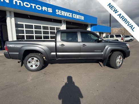 Used 2015 Toyota Tacoma 4x4 Double Cab image 7