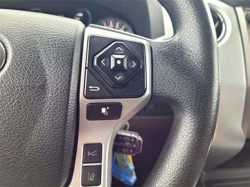 Used 2018 Toyota Tundra SR5 w/ SR5 Upgrade Package image 23
