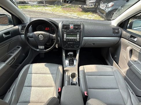 Used 2009 Volkswagen Jetta SE FWD image 23