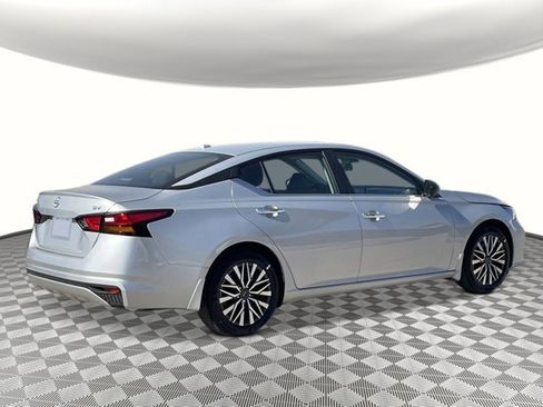 New 2025 Nissan Altima 2.5 SV image 5