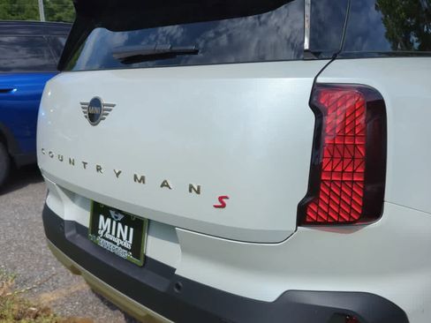 Used 2025 MINI Cooper Countryman S w/ Comfort Package Max AWD/4WD image 9