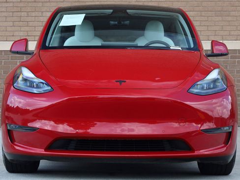 Used 2022 Tesla Model Y Performance AWD/4WD image 5