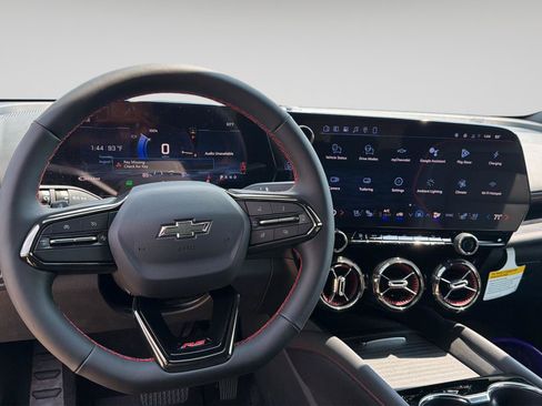 New 2026 Chevrolet Blazer EV RS AWD/4WD image 15