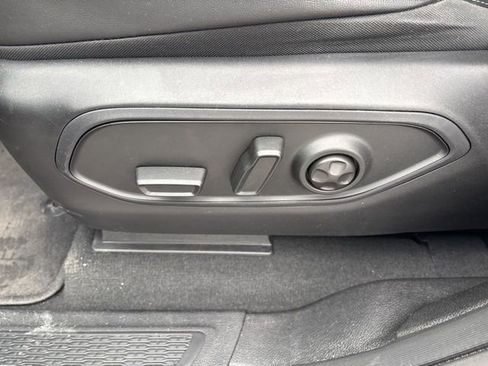 Used 2022 Jeep Grand Cherokee L Limited image 48