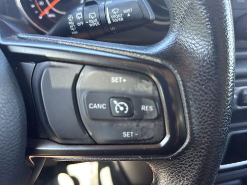 Used 2018 Jeep Wrangler Unlimited Sport AWD/4WD image 19