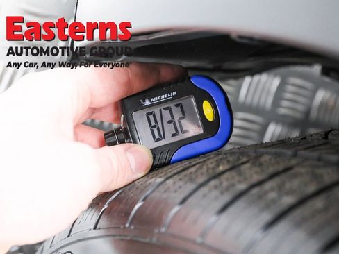 Used 2022 Tesla Model Y Performance image 26