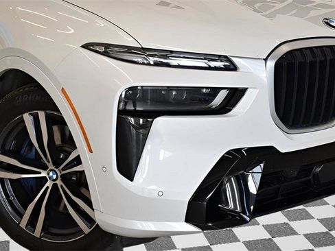 Used 2024 BMW X7 M60i w/ Executive Package image 15