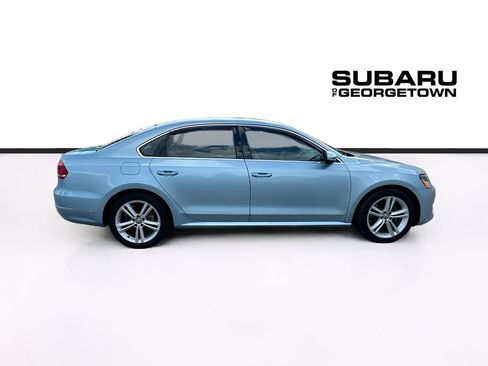 Used 2012 Volkswagen Passat TDI SEL Premium FWD image 8