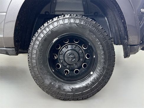 Used 2023 RAM 3500 Limited image 31