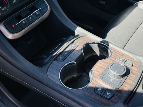 Certified 2023 GMC Acadia Denali w/ Black Diamond Edition image 22