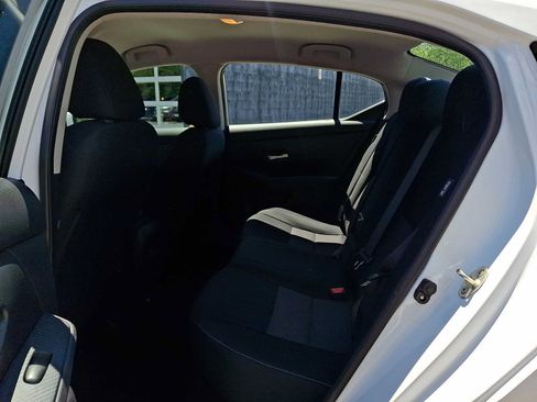 Used 2021 Nissan Sentra SV FWD image 10