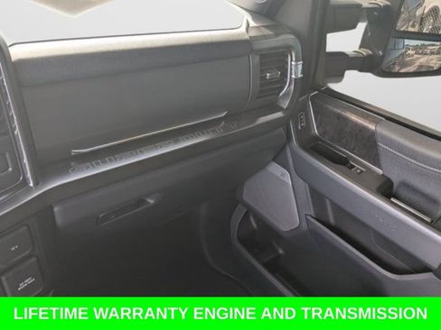Used 2023 Ford F250 Lariat w/ Lariat Ultimate Package AWD/4WD image 18