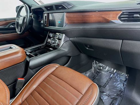 Used 2023 GMC Yukon Denali Ultimate image 30