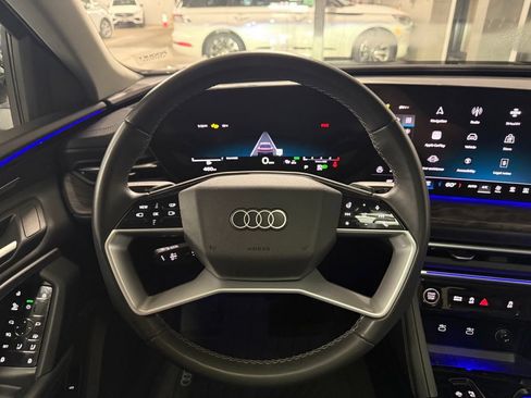 Used 2025 Audi Q5 Premium Plus AWD/4WD image 11