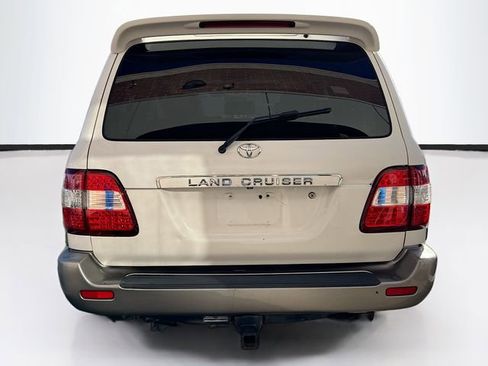 Used 2007 Toyota Land Cruiser w/ Convenience Pkg image 7