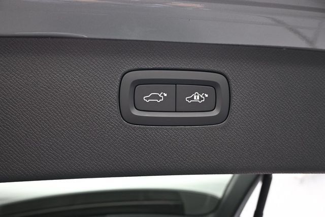 New 2026 Volvo XC90 T8 Ultra w/ Protection Package Premier AWD/4WD image 33