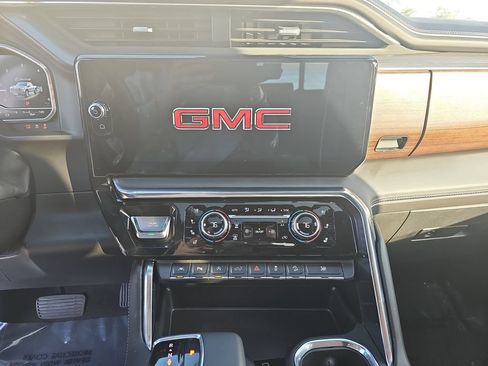 Certified 2023 GMC Sierra 1500 Denali Ultimate AWD/4WD image 23
