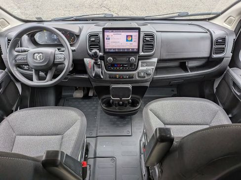 Used 2023 RAM ProMaster 2500 w/ Driver Convenience Group image 19