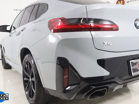 Used 2022 BMW X4 M40i w/ Premium Package image 26