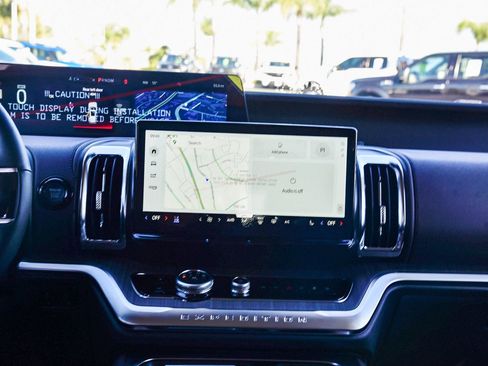 New 2026 Ford Expedition Max Platinum w/ Platinum Ultimate Package image 13