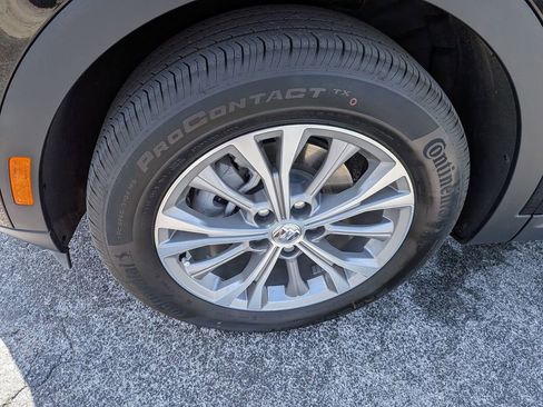 Certified 2023 Buick Envision Preferred FWD image 9