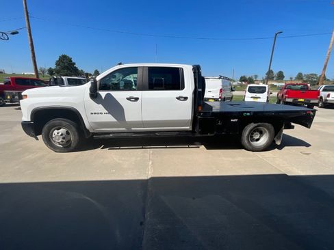 Used 2025 Chevrolet Silverado 3500 W/T w/ WT Convenience Package AWD/4WD image 5