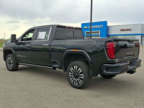 Used 2024 GMC Sierra 3500 Denali Ultimate AWD/4WD image 22