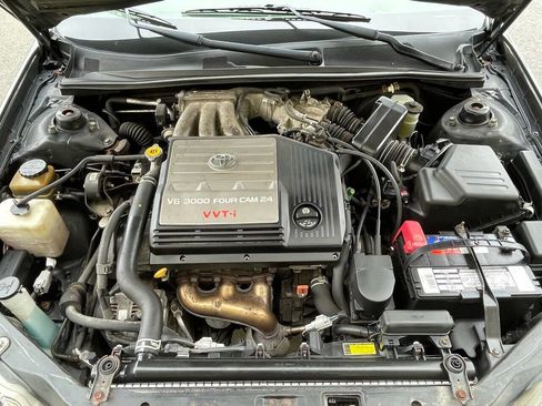 Used 2000 Toyota Avalon XLS image 35