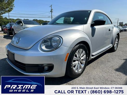 Used 2013 Volkswagen Beetle 2.5 image 3