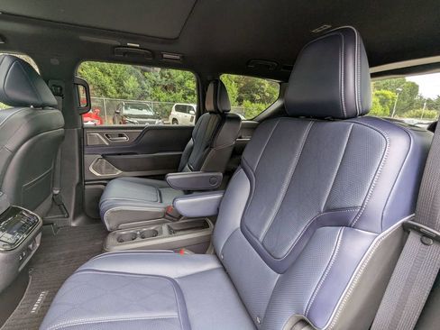 New 2027 INFINITI QX80 Sensory AWD/4WD image 25