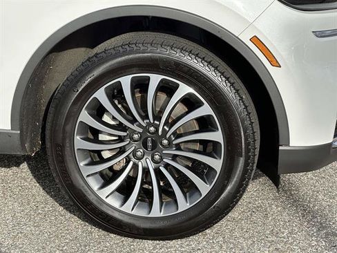 Used 2023 Lincoln Aviator Reserve w/ Elements Package Plus image 7