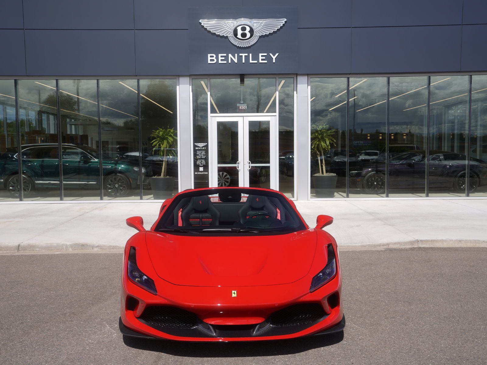 Used 2023 Ferrari F8 Tributo RWD image 12