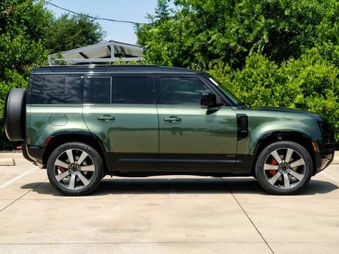 New 2026 Land Rover Defender 110 X AWD/4WD image 10