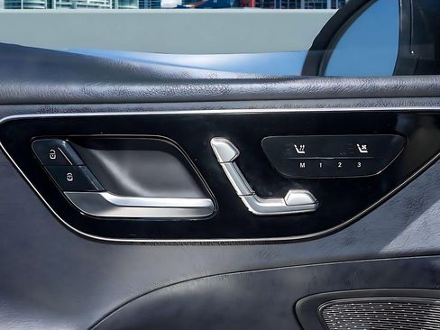 Used 2022 Mercedes-Benz C 300 Sedan image 28