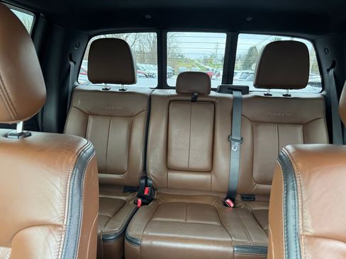 Used 2013 Ford F150 Platinum image 28