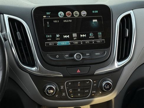 Used 2018 Chevrolet Equinox Premier image 15