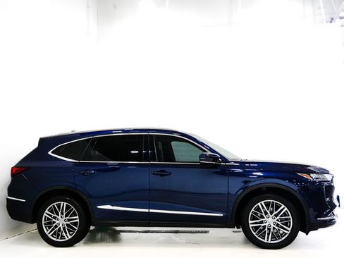 Used 2024 Acura MDX SH-AWD w/ Advance Package image 5